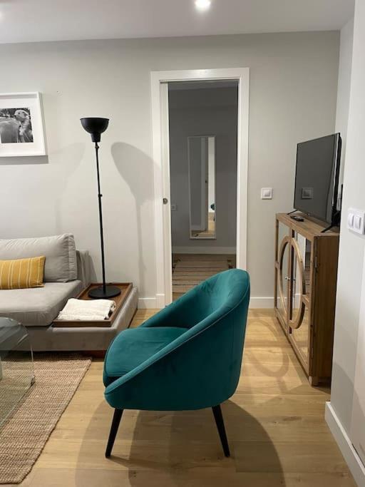 Apartamento Velarde-Maestranza Seville Luaran gambar