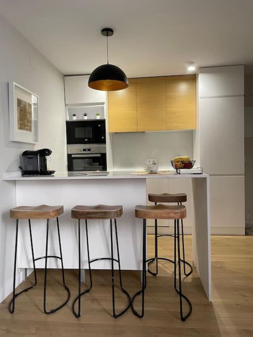 Apartamento Velarde-Maestranza Seville Luaran gambar
