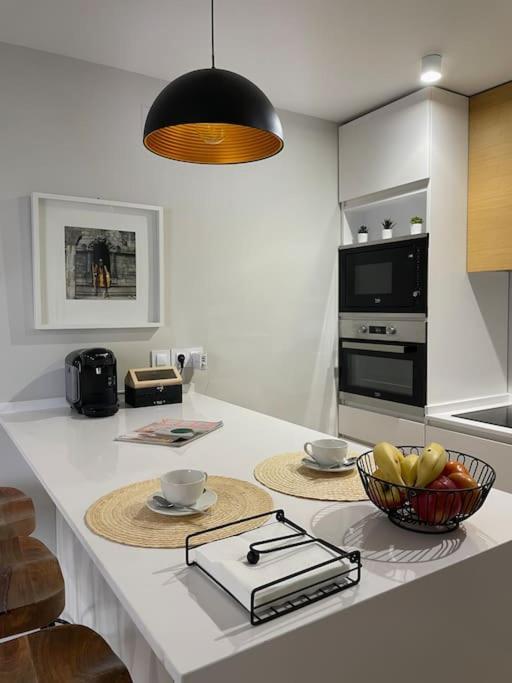 Apartamento Velarde-Maestranza Seville Luaran gambar